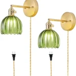 green lamps